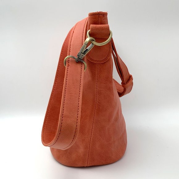 Chen & Derington Leather Crossbody Hobo Shoulder Bag - Red Orange - Picture 3 of 5